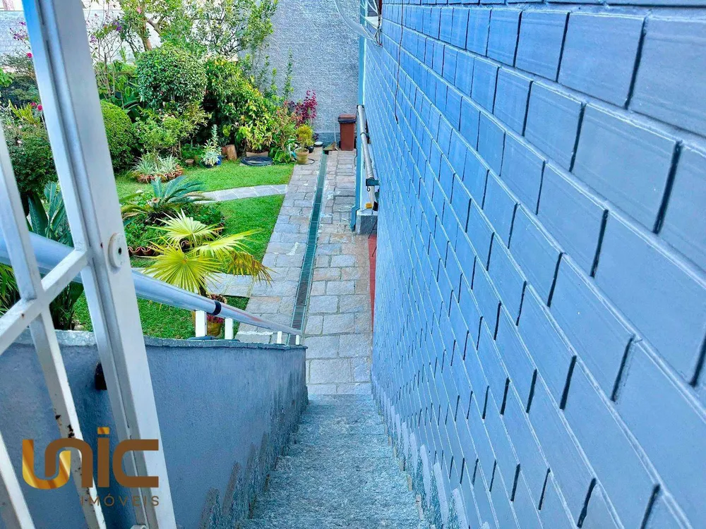 Casa, 3 quartos, 235 m² - Foto 30