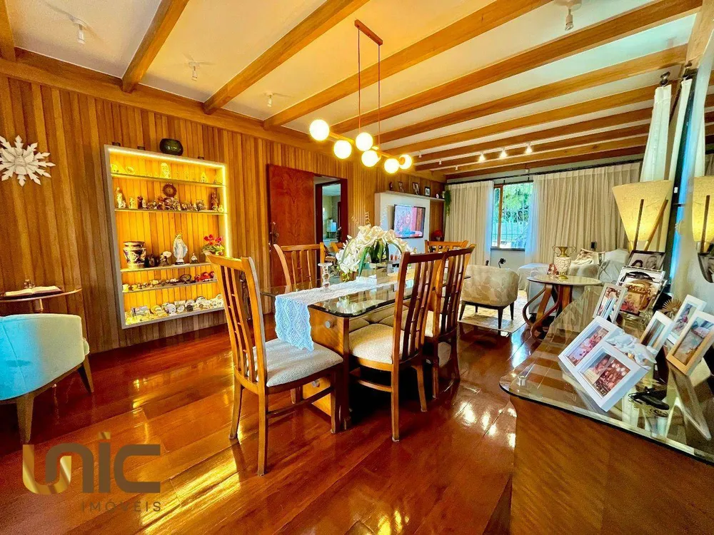 Casa, 3 quartos, 235 m² - Foto 3