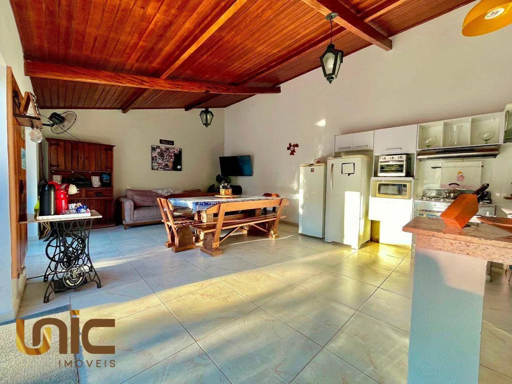 Casa, 3 quartos, 235 m² - Foto 46
