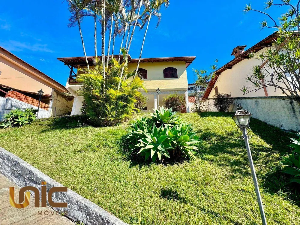 Casa, 3 quartos, 200 m² - Foto 2