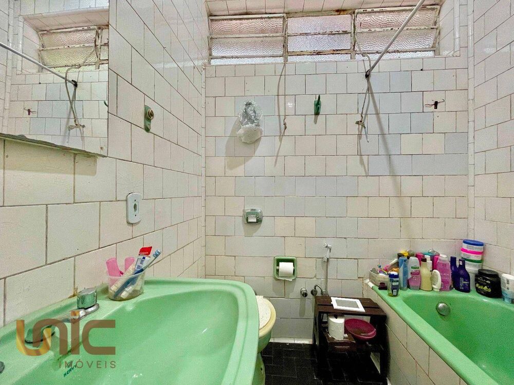 Casa, 3 quartos, 232 m² - Foto 1