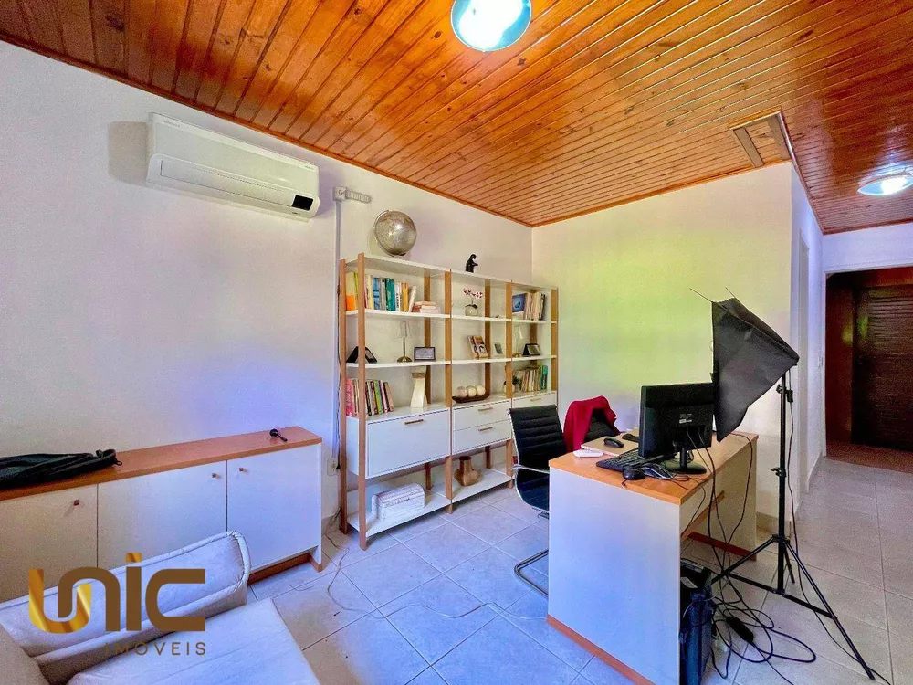 Casa, 4 quartos, 450 m² - Foto 1