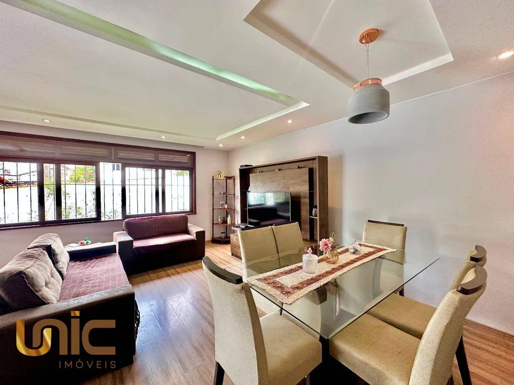 Casa, 3 quartos, 117 m² - Foto 1