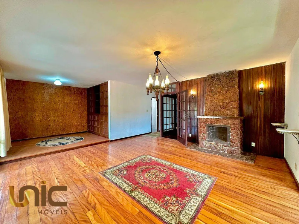 Casa, 5 quartos, 422 m² - Foto 1