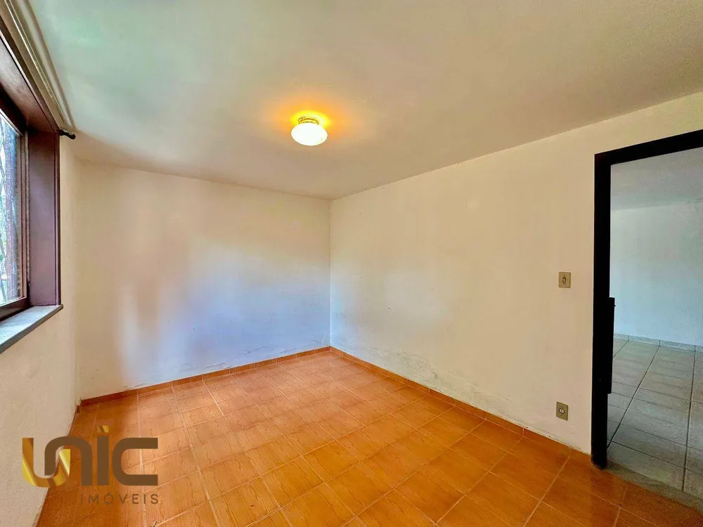 Casa, 5 quartos, 422 m² - Foto 3