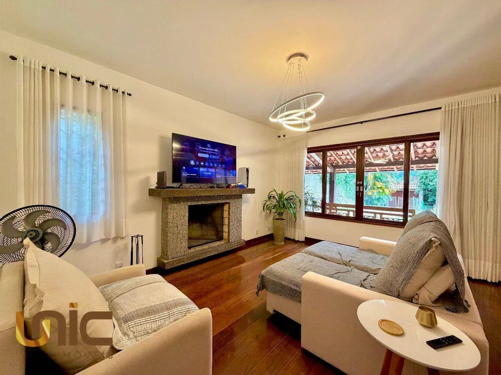 Casa, 4 quartos, 230 m² - Foto 8