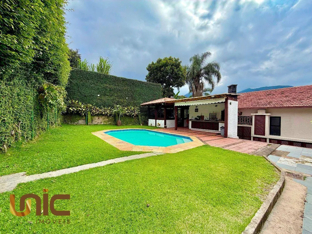 Casa, 4 quartos, 230 m² - Foto 28