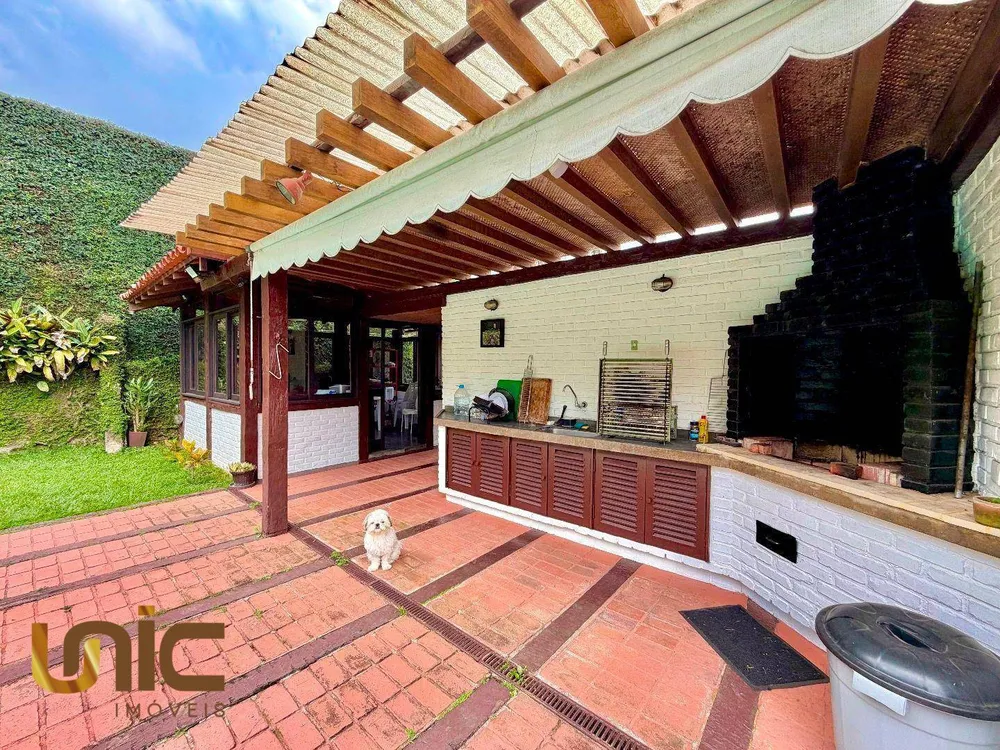 Casa, 4 quartos, 230 m² - Foto 32
