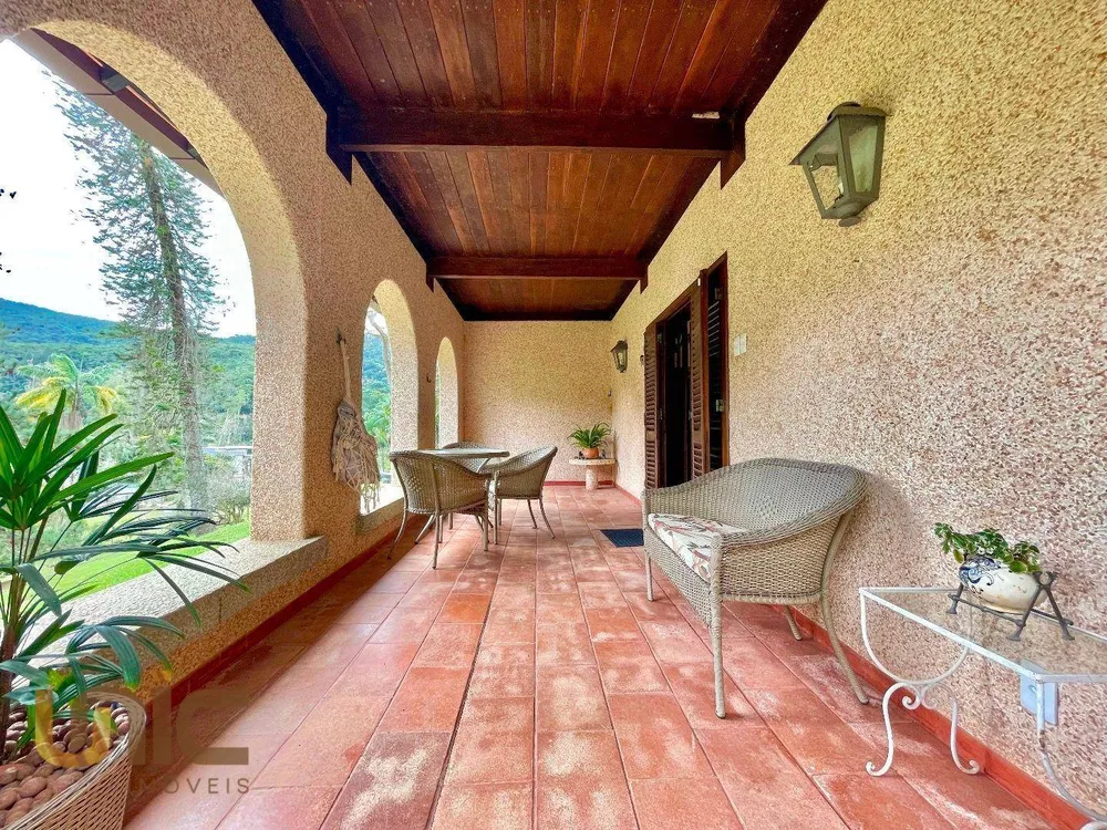 Casa, 6 quartos, 338 m² - Foto 9