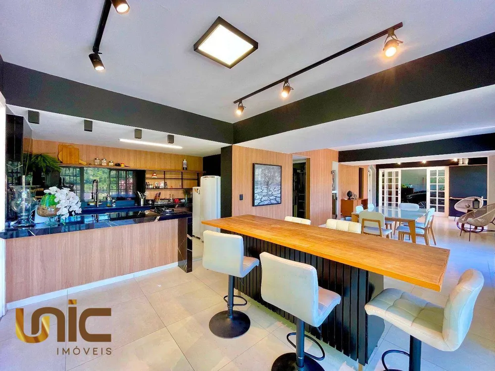 Casa, 4 quartos, 221 m² - Foto 4