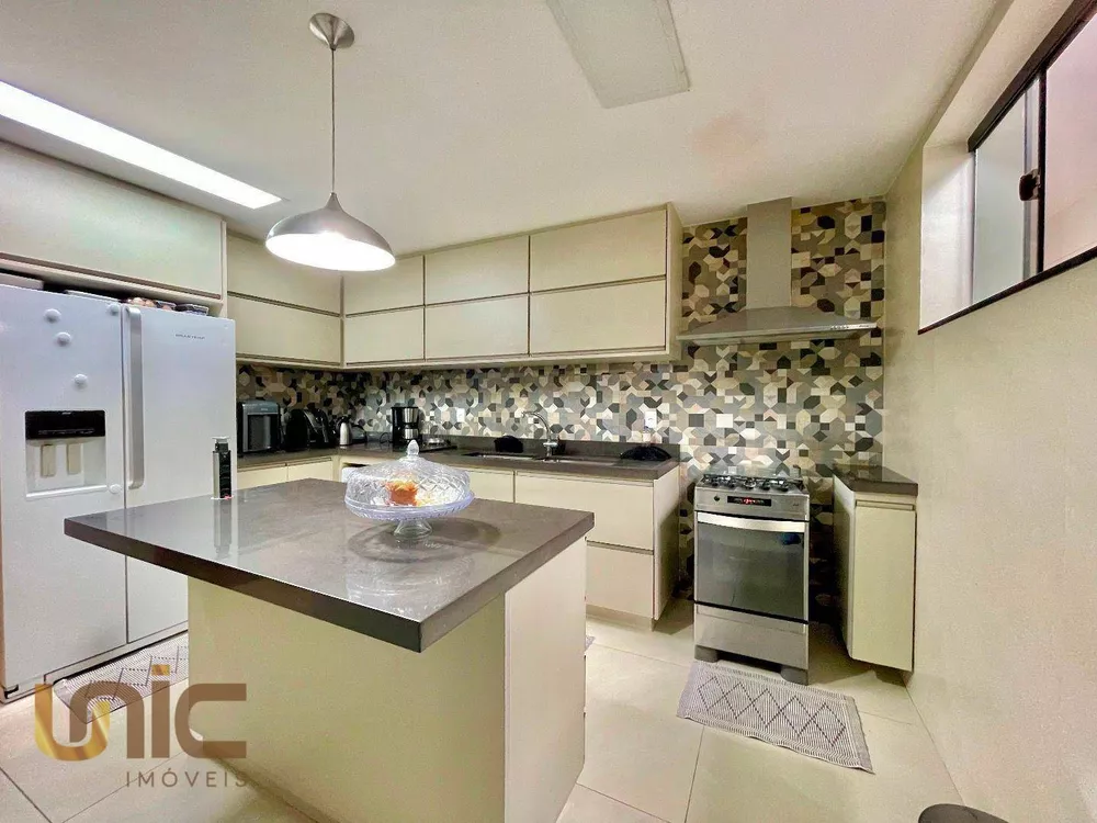 Casa, 5 quartos, 318 m² - Foto 13