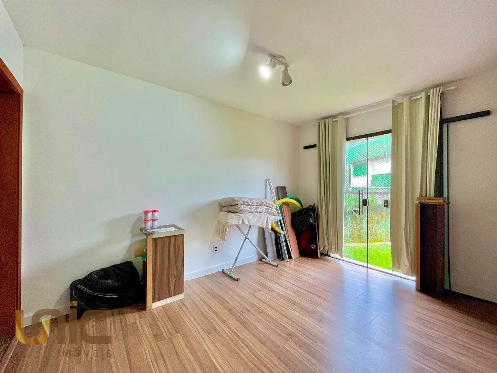 Casa, 5 quartos, 318 m² - Foto 4