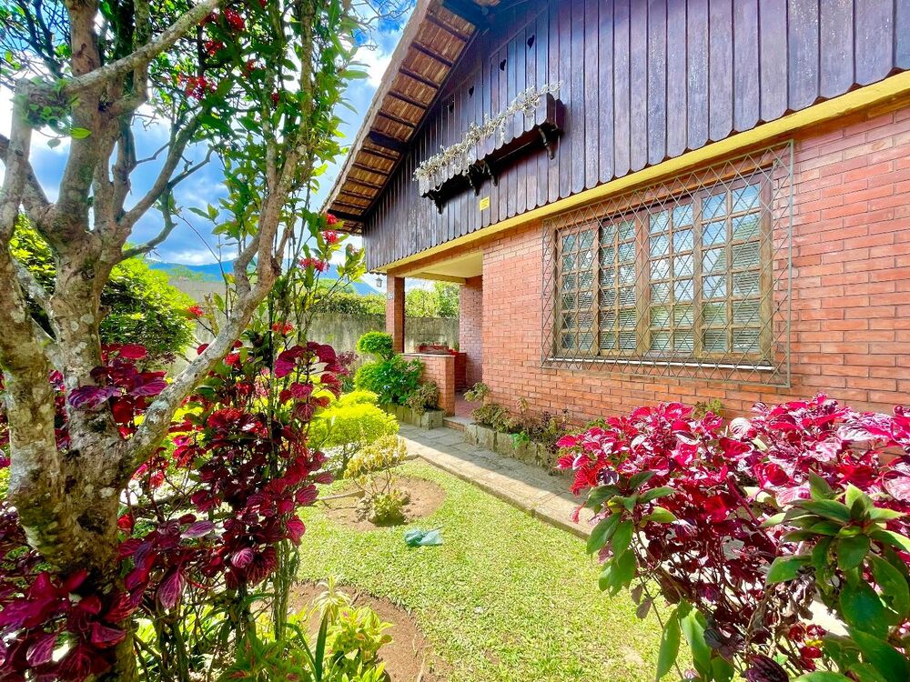 Casa à venda com 5 quartos, 180m² - Foto 5