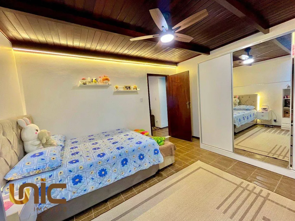 Casa, 3 quartos, 418 m² - Foto 1