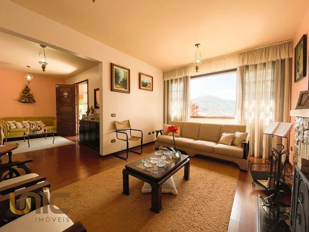 Casa, 4 quartos, 279 m² - Foto 4