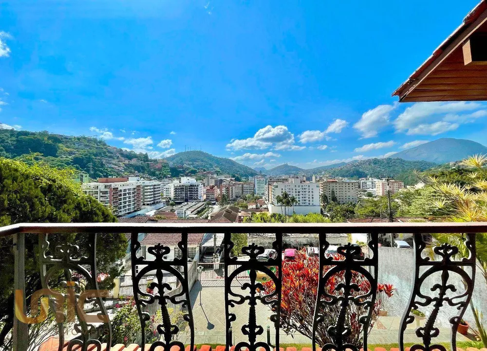 Casa, 4 quartos, 279 m² - Foto 2