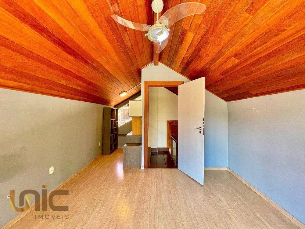 Casa de Condomínio à venda com 4 quartos, 200m² - Foto 27