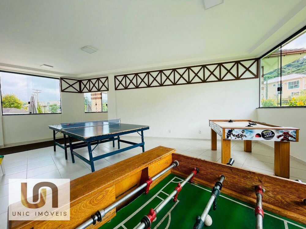 Casa de Condomínio à venda com 4 quartos, 253m² - Foto 10
