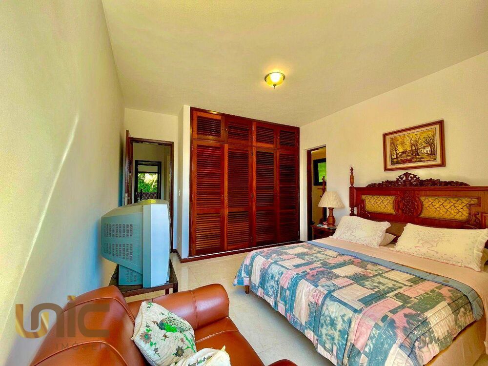 Casa de Condomínio à venda com 6 quartos, 172m² - Foto 10