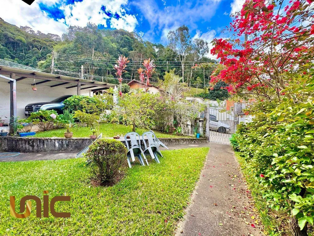 Casa, 3 quartos, 226 m² - Foto 4