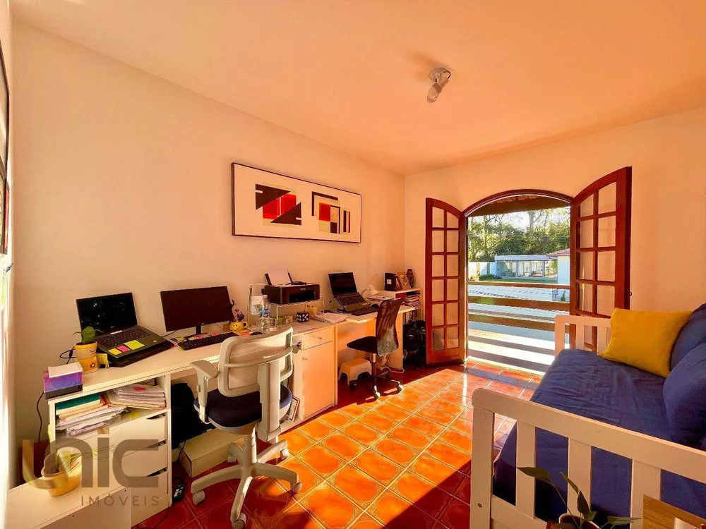 Casa, 3 quartos, 300 m² - Foto 32