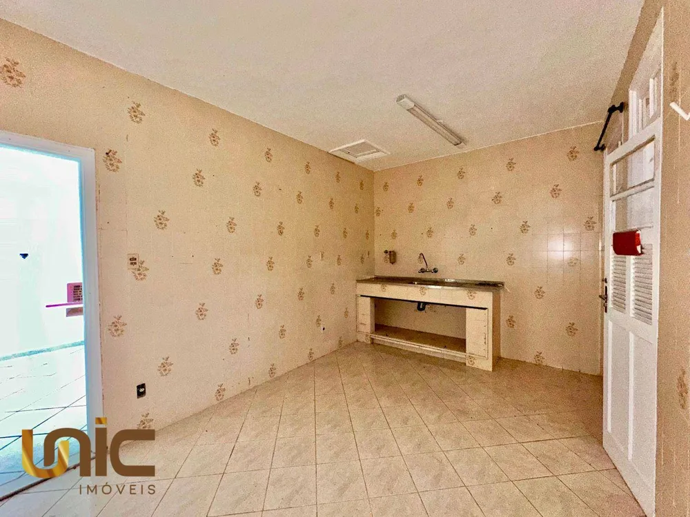 Casa, 3 quartos, 230 m² - Foto 4