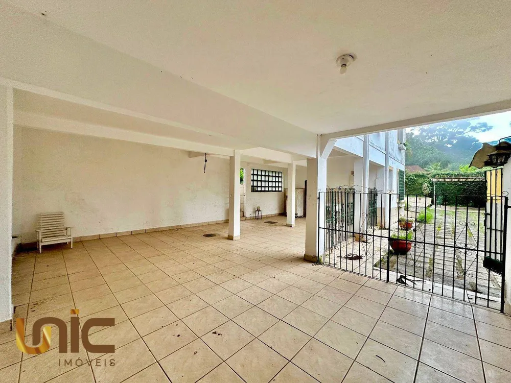 Casa, 3 quartos, 230 m² - Foto 3