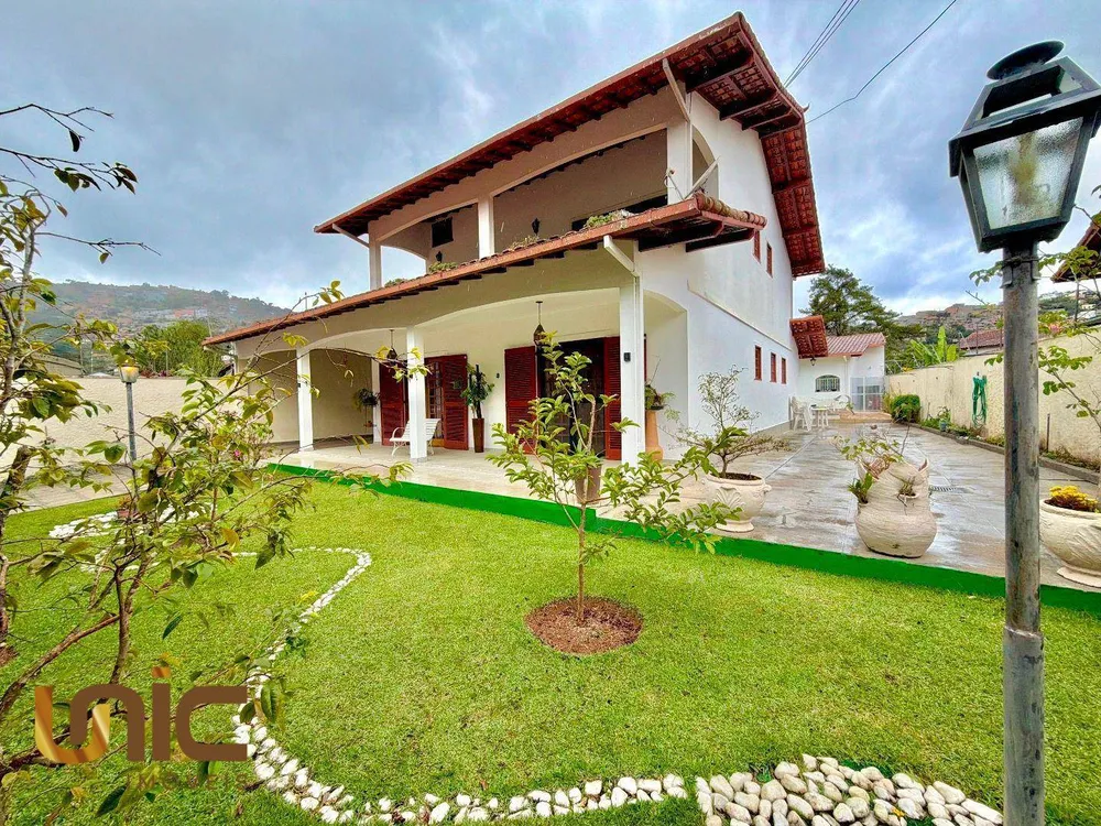 Casa, 5 quartos, 222 m² - Foto 3
