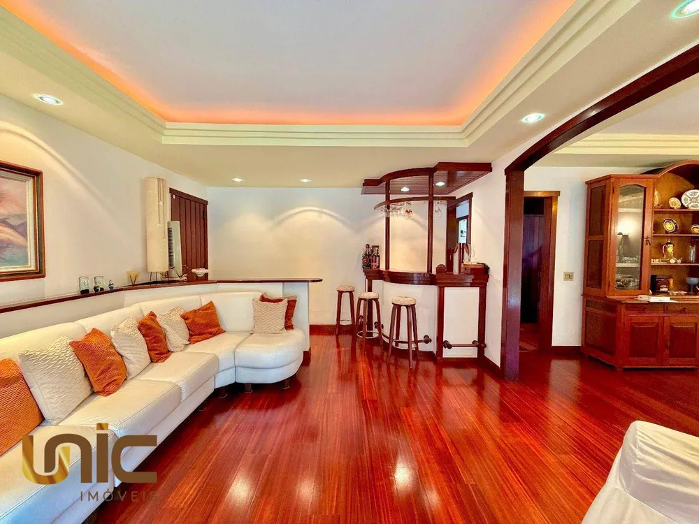 Casa, 5 quartos, 222 m² - Foto 6