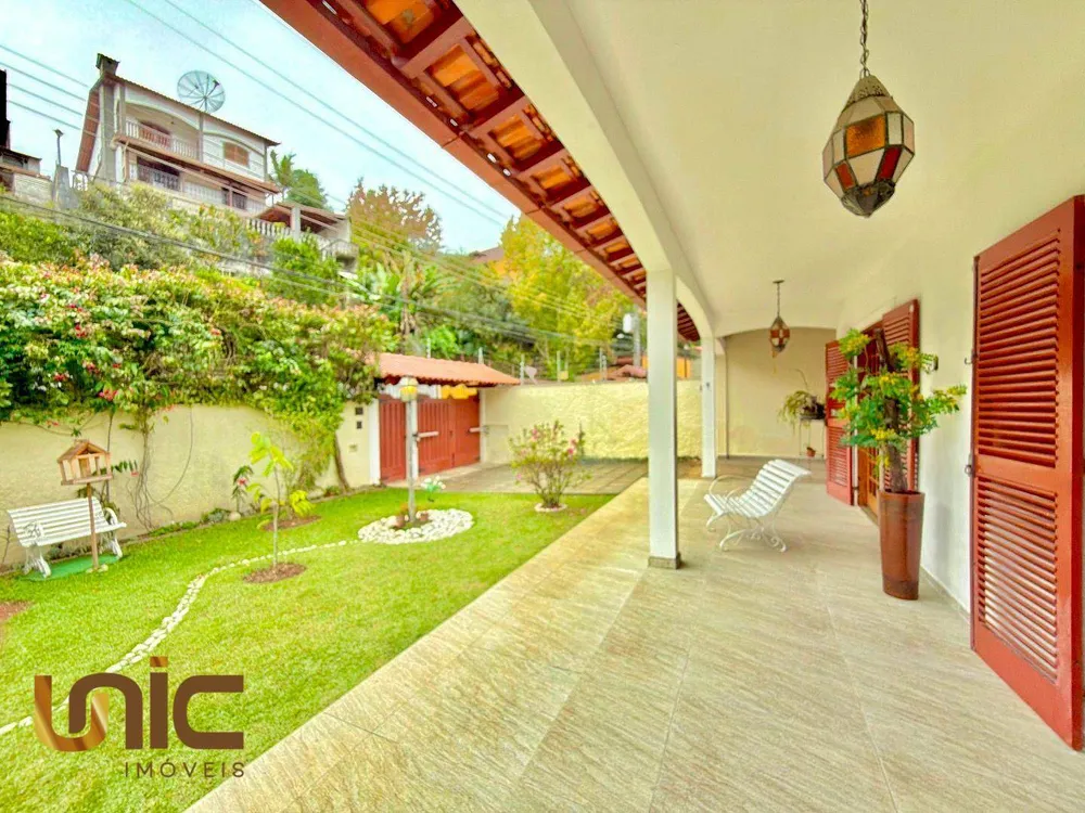 Casa, 5 quartos, 222 m² - Foto 4