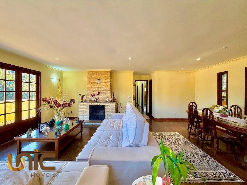 Cobertura, 3 quartos, 327 m² - Foto 1