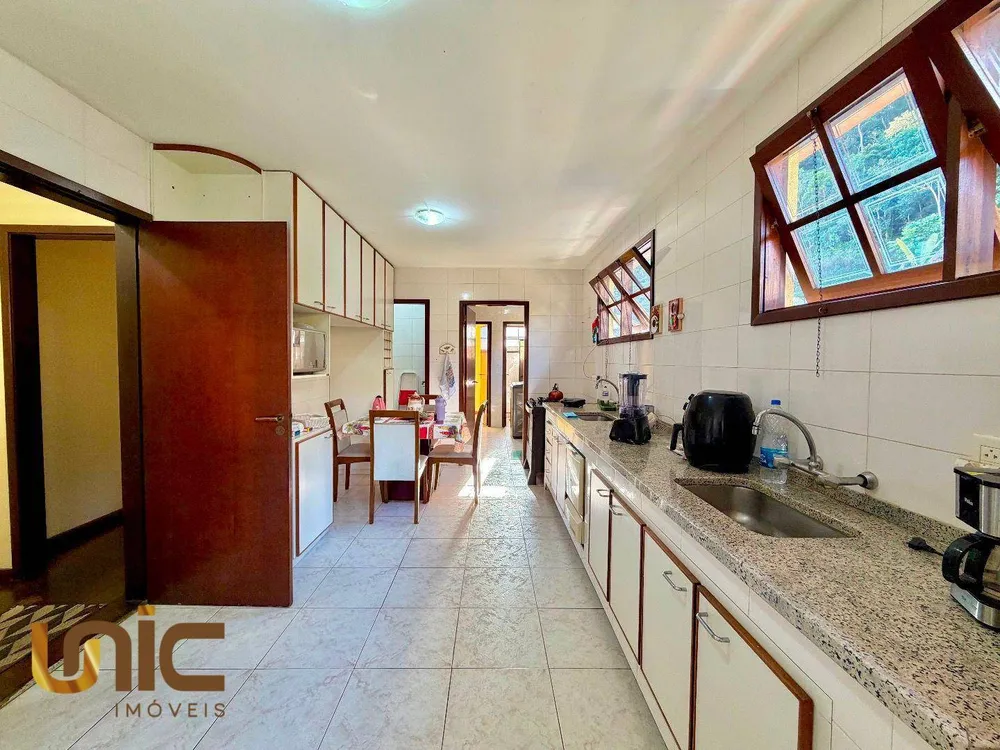 Cobertura, 3 quartos, 327 m² - Foto 4