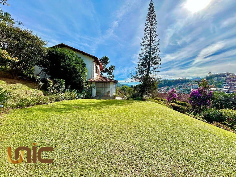 Casa, 5 quartos, 289 m² - Foto 3