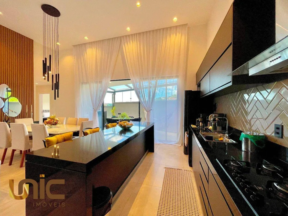 Casa, 3 quartos, 244 m² - Foto 6