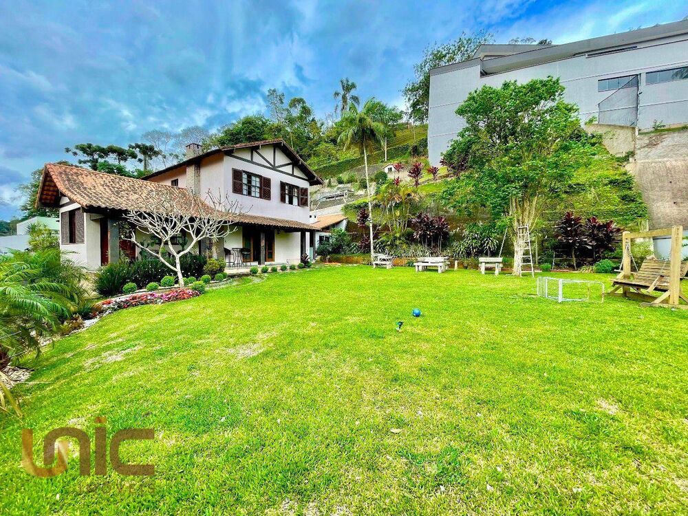 Casa, 4 quartos, 370 m² - Foto 3