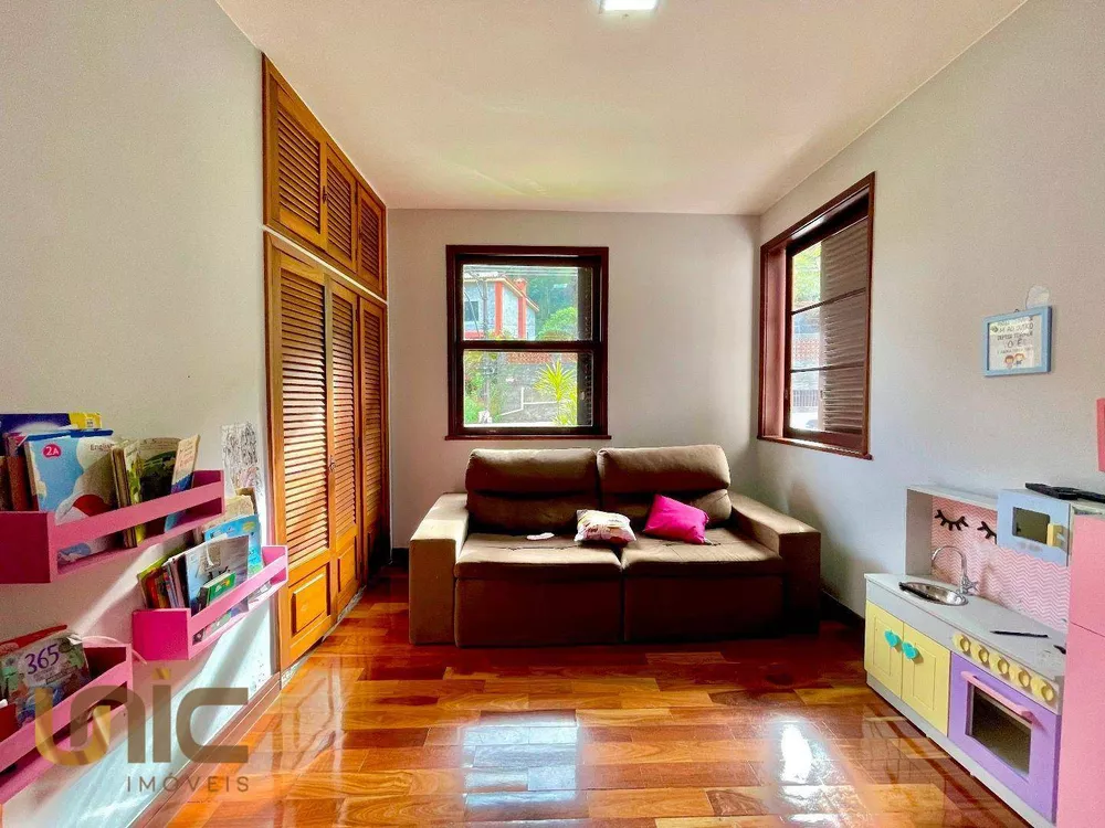 Casa, 4 quartos, 370 m² - Foto 17