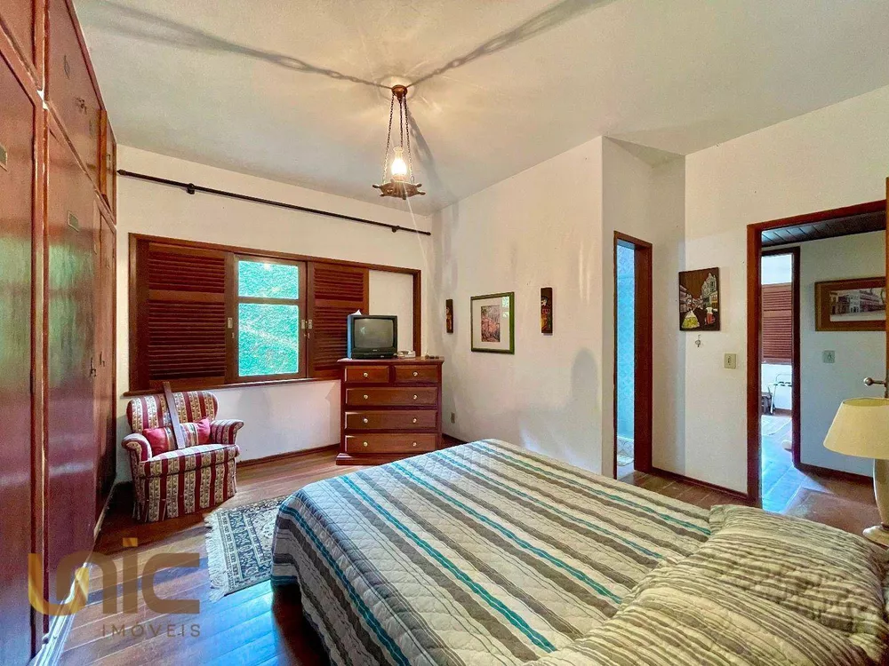 Casa, 3 quartos, 284 m² - Foto 13