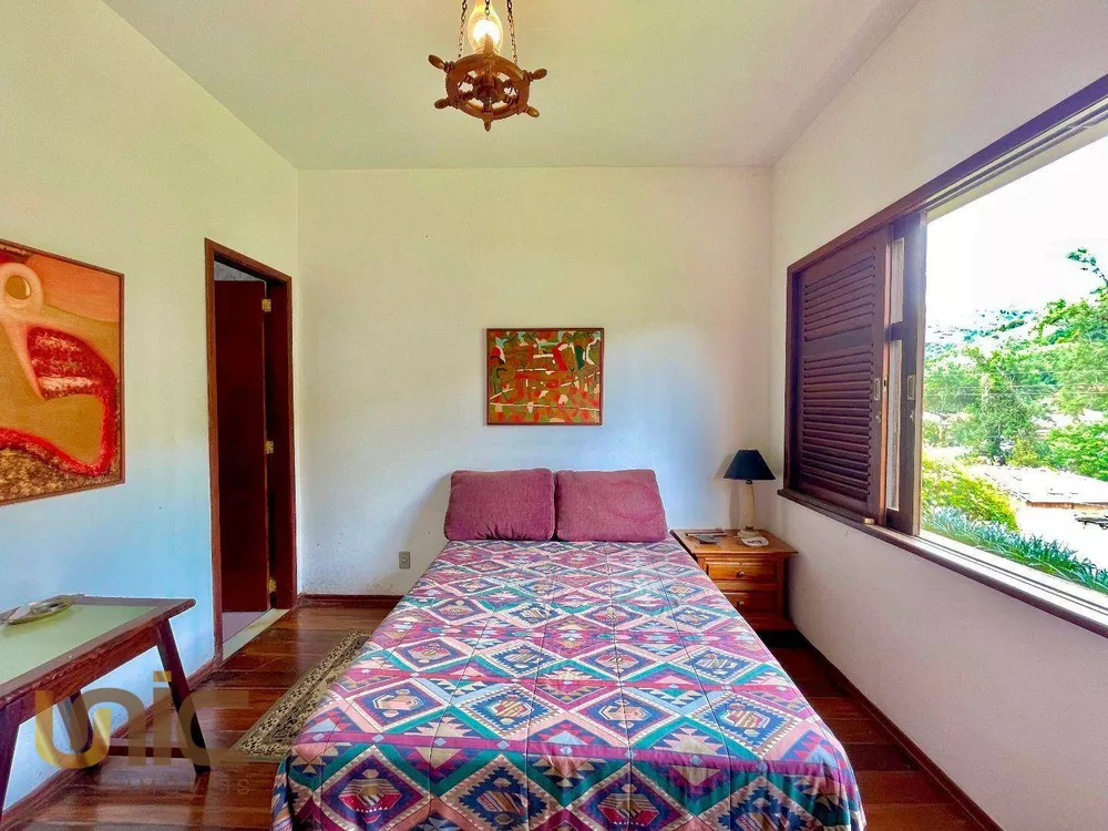 Casa, 3 quartos, 284 m² - Foto 17