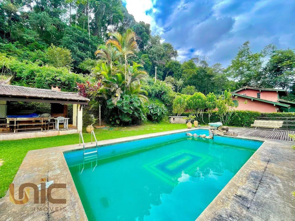 Casa, 3 quartos, 284 m² - Foto 2