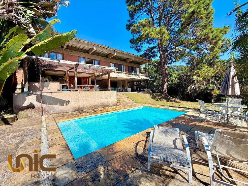 Casa, 4 quartos, 321 m² - Foto 1