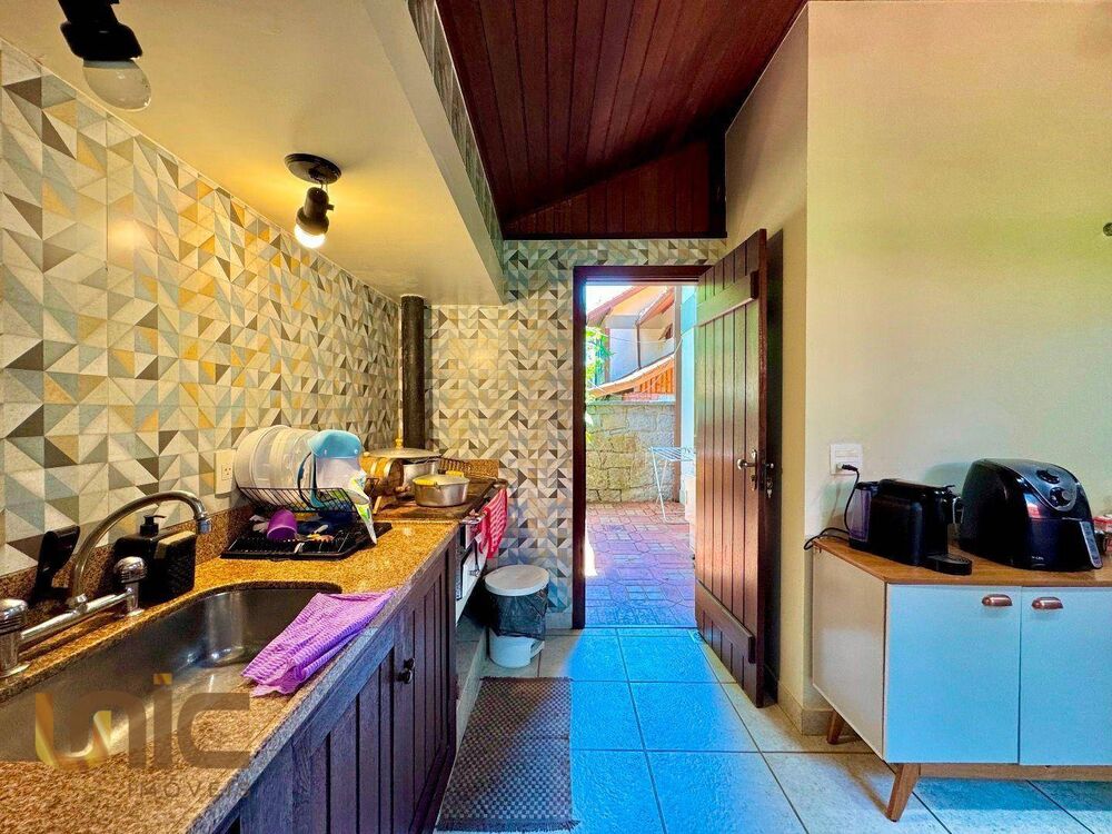 Casa de Condomínio à venda com 4 quartos, 156m² - Foto 7