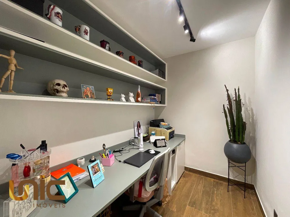 Casa, 5 quartos, 358 m² - Foto 3