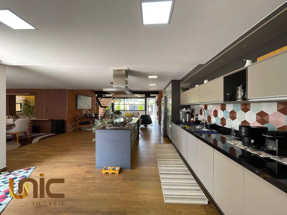 Casa, 5 quartos, 358 m² - Foto 10