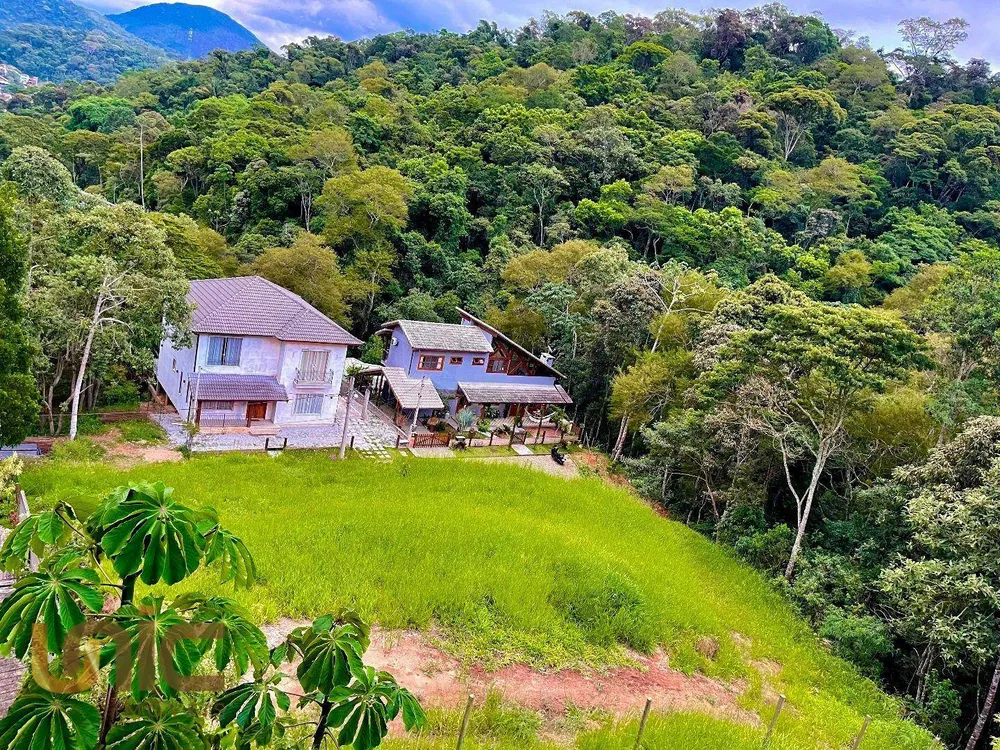 Loteamento e Condomínio, 840 m² - Foto 1