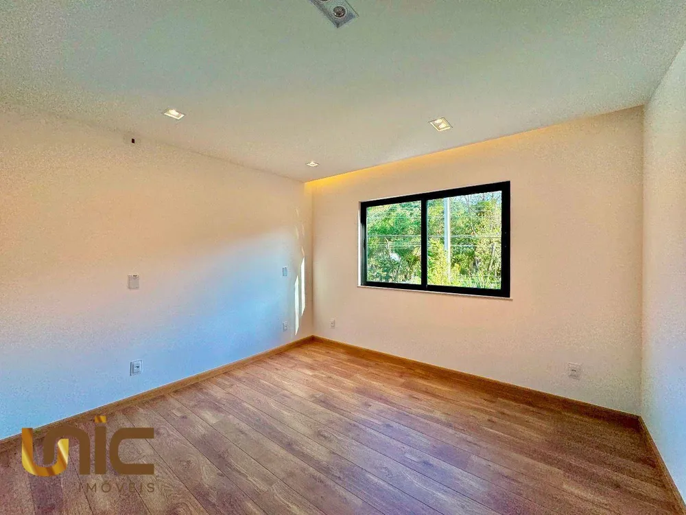 Casa, 4 quartos, 230 m² - Foto 12