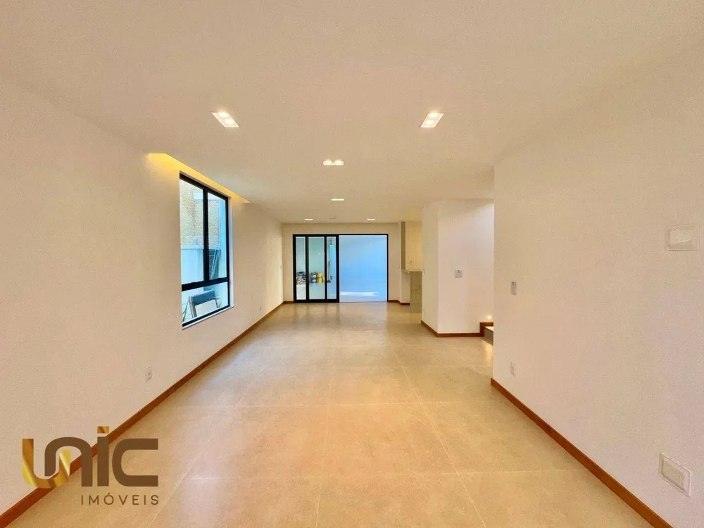 Casa, 4 quartos, 230 m² - Foto 4