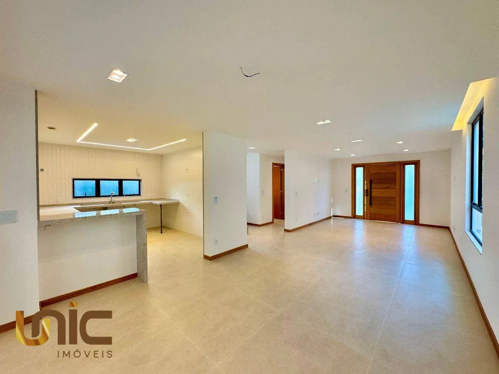 Casa, 4 quartos, 230 m² - Foto 5