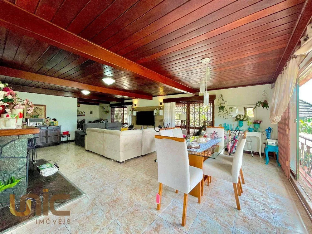 Casa, 3 quartos, 240 m² - Foto 50