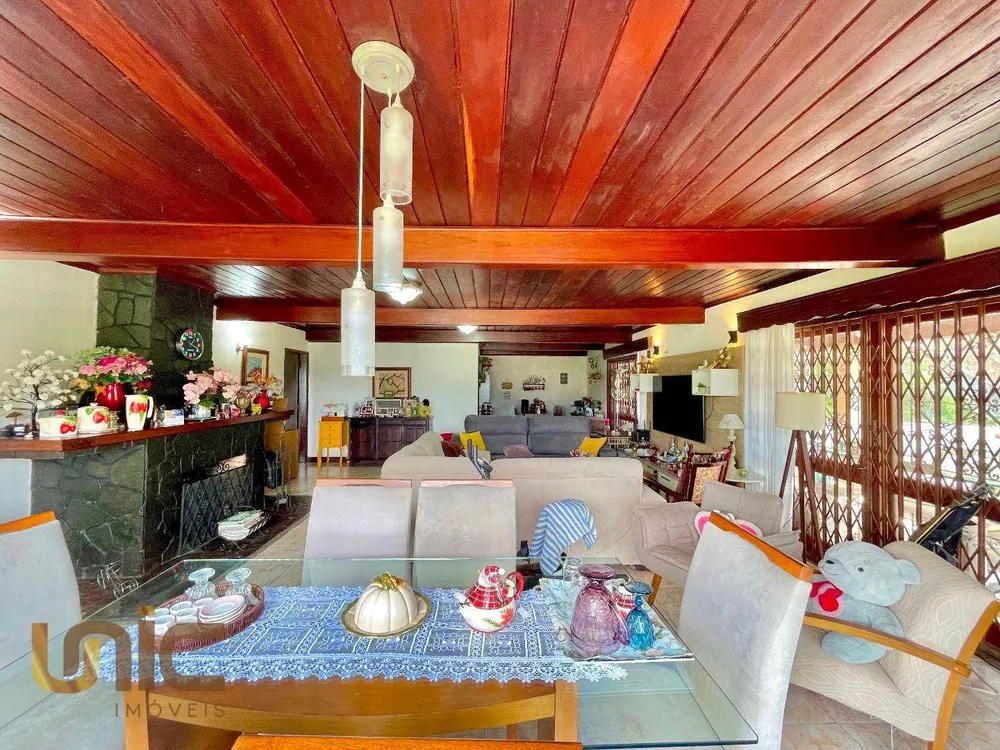 Casa, 3 quartos, 240 m² - Foto 40