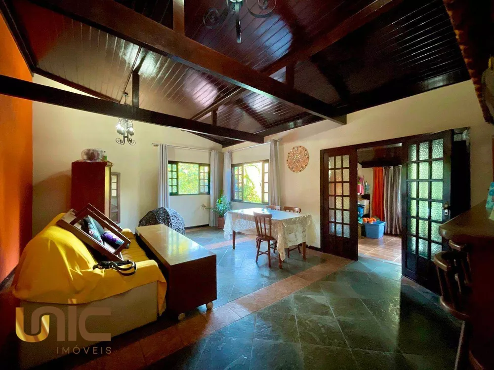 Casa, 3 quartos, 282 m² - Foto 35